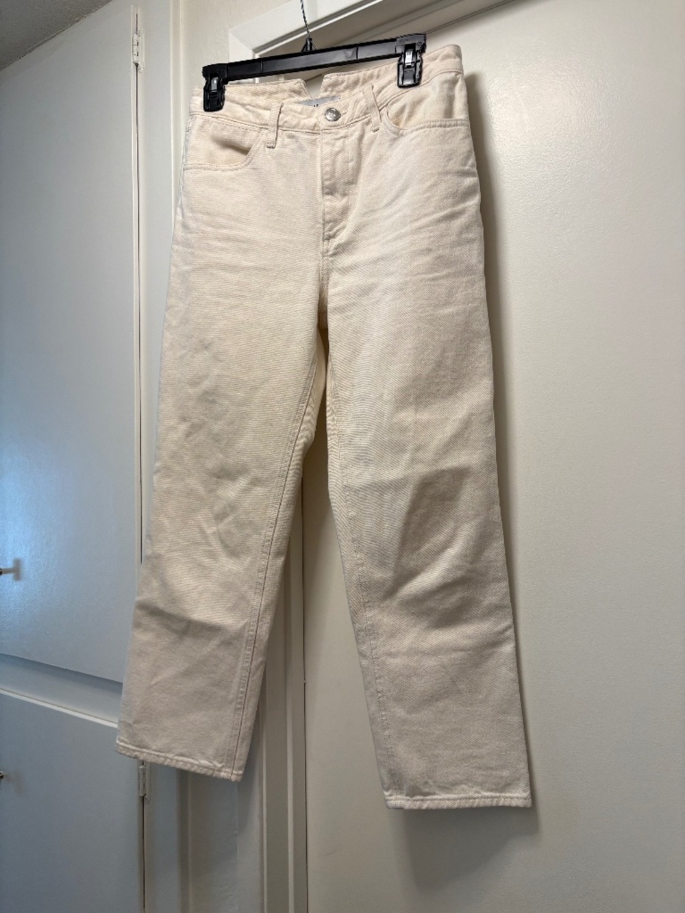 Sprwmn cream colored cropped straight leg jeans - size 27